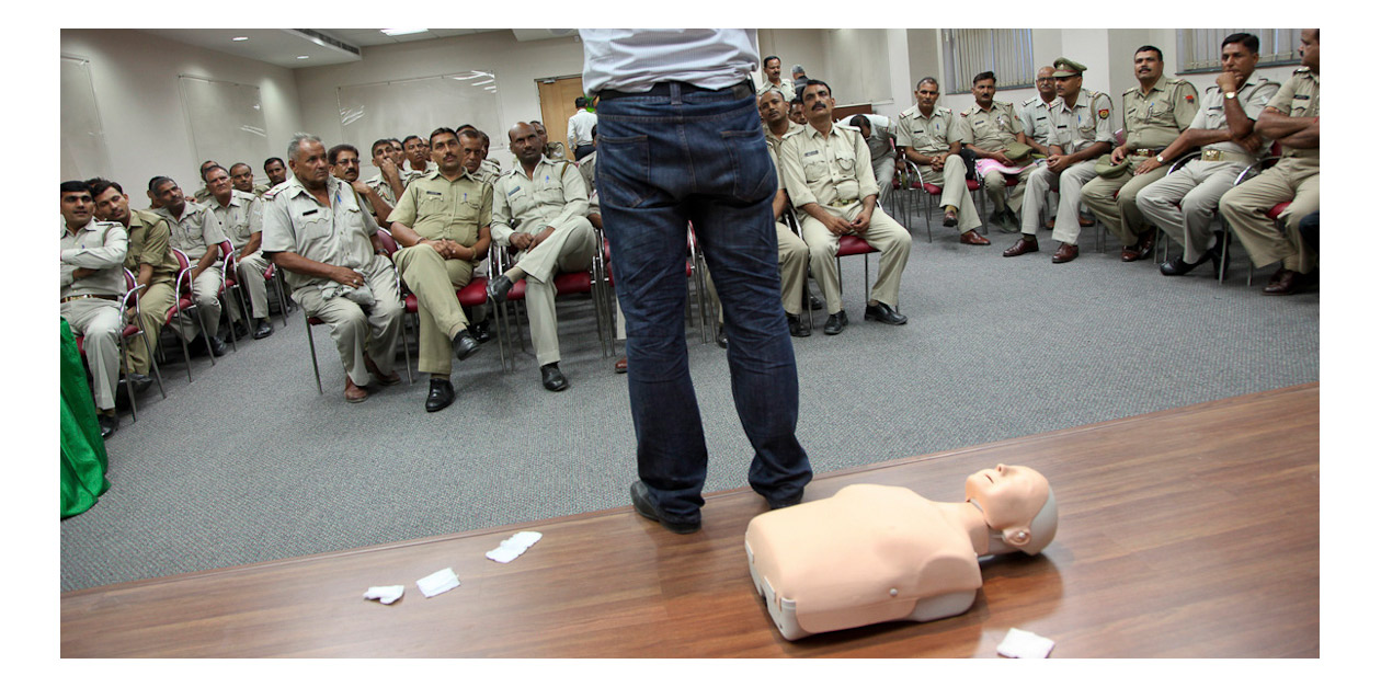 ROLEX AWARDS / SAVE LIFE FOUNDATION